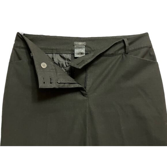 Ann Taylor Women's Black Signature Mid-Rise Flare 32" Inseam Career Pants SZ 4 - Picture 4 of 8